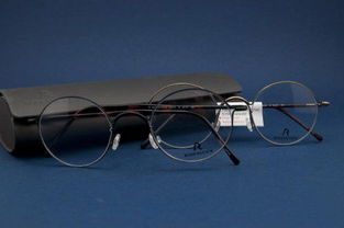 世界10大最奢侈的眼镜品牌,都是眼镜中的兰博基尼
